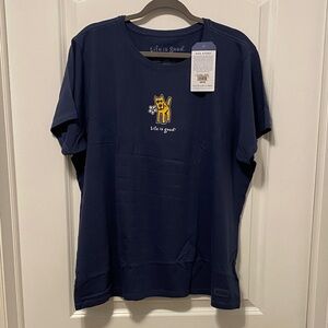 Life Is Good Blue Tee with dog Design
Size XXL